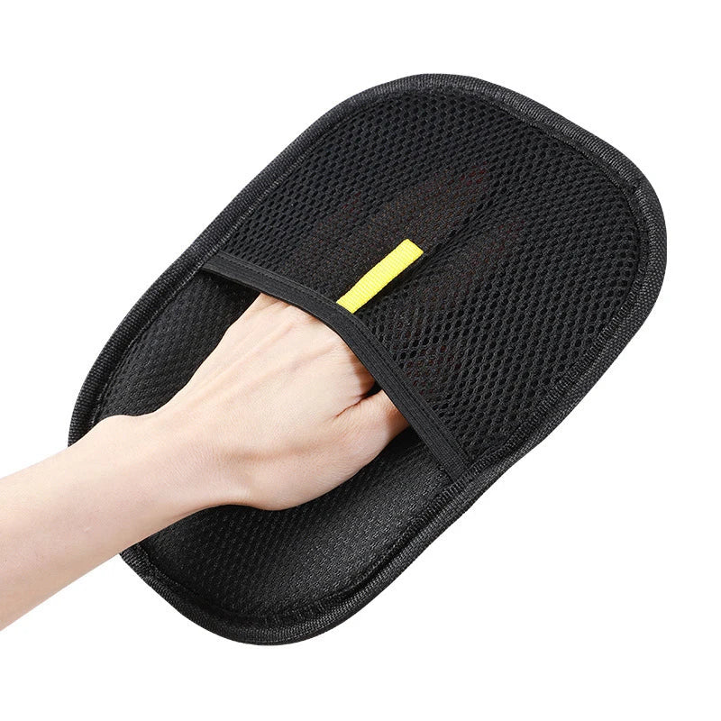 Gants dépilation et de nettoyage de poils pour chiens et chats.