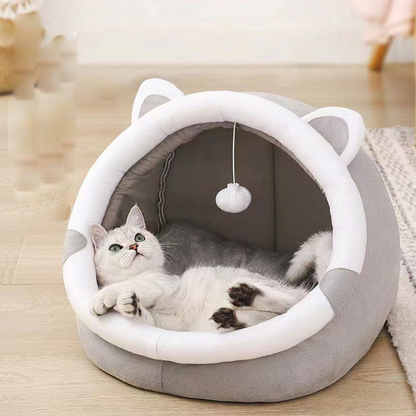 Niche corbeille MonPachaTech semi-fermée grise pour chat avec oreilles, coussin moelleux et pompon de jeu suspendu