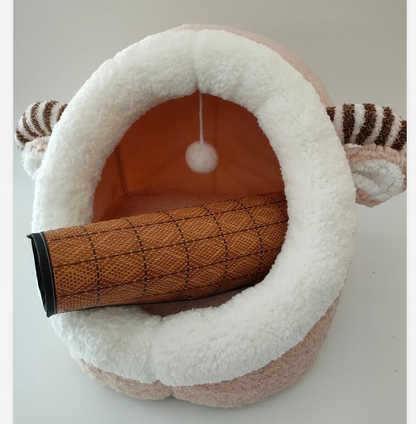 Niche corbeille semi-fermée MonPachaTech beige avec oreilles, coussin moelleux et pompon pour chat
